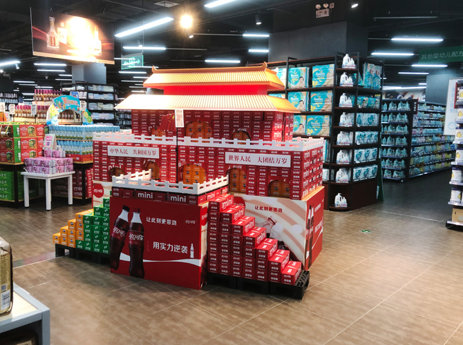 可口可樂超市堆頭 可口可樂超市堆頭